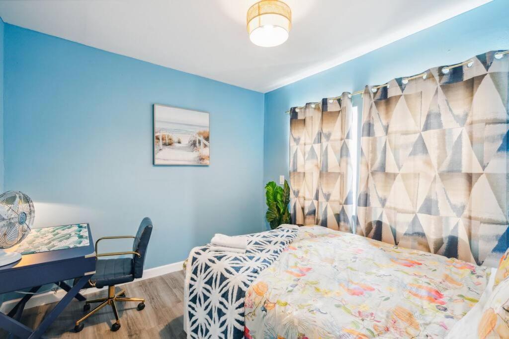 New! Havana Nights Villa ! Walk To Calle Ocho! Маямі Екстер'єр фото